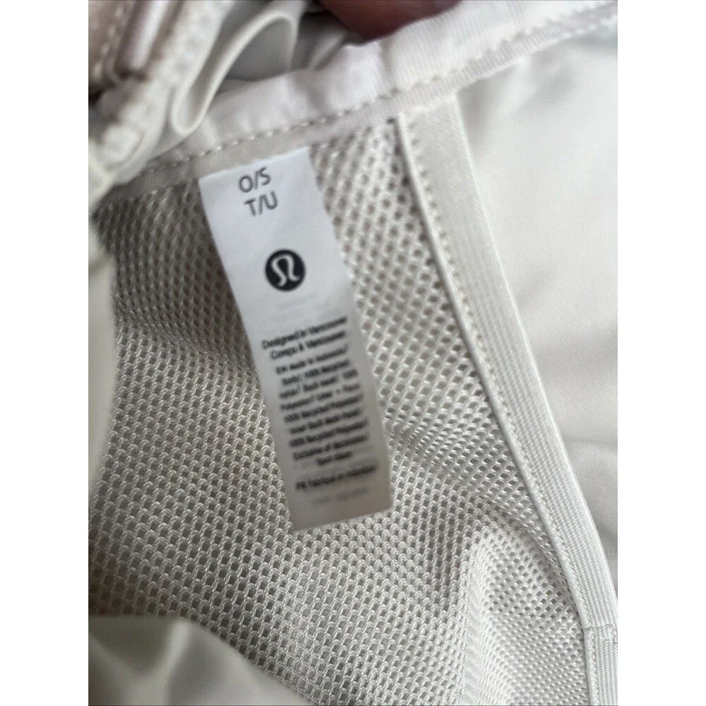 LULULEMON Fast Track Bag 2.0 10L Convertible Crossbody Backpack White Colored